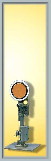 Semaphore Distant Signal DR<br /><a href='images/pictures/Viessmann/4906.jpg' target='_blank'>Full size image</a>
